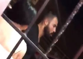 Man goes to fight to defend a girl against three men in Mexico and knocks out one of them.