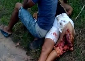 Motorcycle accident leaves people destroyed in Brazil with scenes of terror.