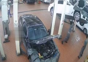 Auto mechanic is involved in a terrible and unbelievable accident at work.